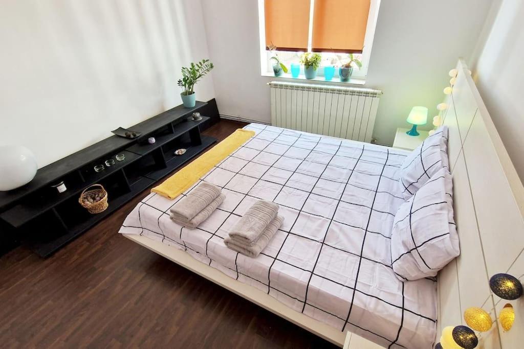 Bucharest Old Town Cozy Crib Apartment ภายนอก รูปภาพ